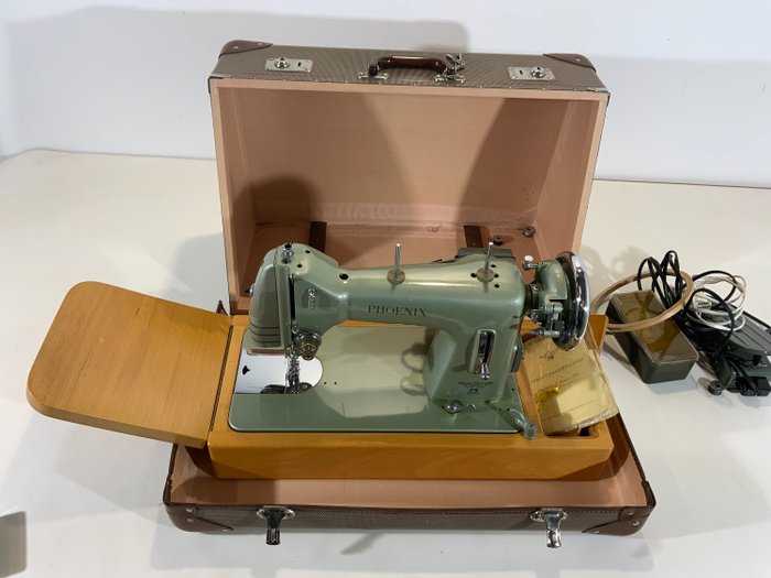 Baer & Rempel Sewing Machine Company – Phoenix Klasse 350 – Naaimachine – Hout, Staal (roestvrij)