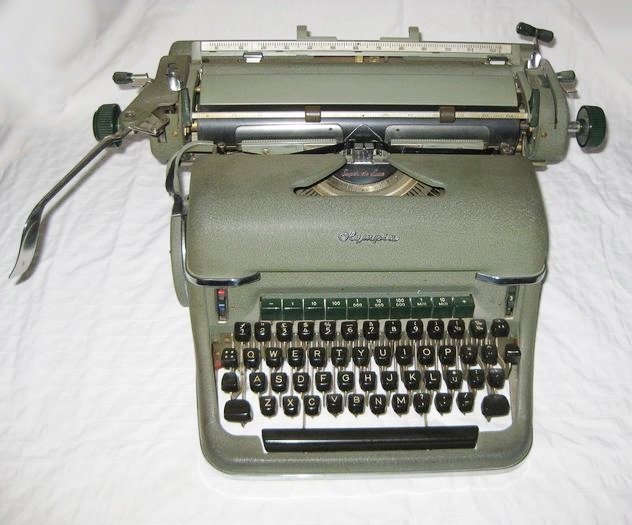 Olympia Werke AG Wilhelmshaven - Olympia SG1 Super de Luxe - Schreibmaschine, 1950er Jahre - Eisen (Gusseisen/ Schmiedeeisen)