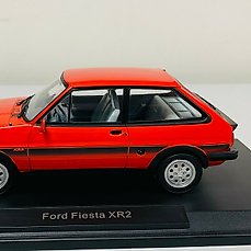 1/18 norev Ford Fiesta XR2 1981 Red Neuf Précommande Octobre/Novembre 2020 