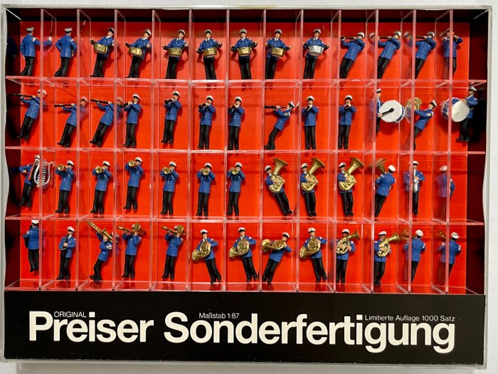 Preiser H0 - 00271 - Décor - "Feuerwerkkappelle im Marsch", 42 figurines peintes à la main