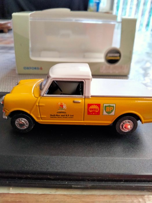 Oxford commerciale - 1:43 - Mini Cooper austin - Commercial van