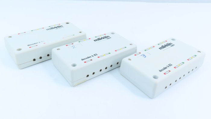 Märklin H0 - 6083 - Attachments - 3 digital switch decoder, k83