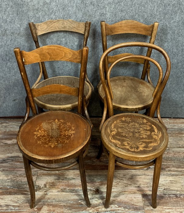 4 gestoomde stoelen van gebogen hout - Kohn en Horgen Glaris - Hout - Eind 19e eeuw