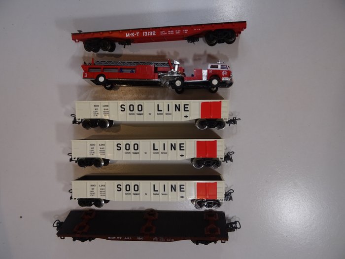 Märklin H0 - 4774/4580/4862 - Freight carriage - 5 freight cars - Soo Line, M-K-T