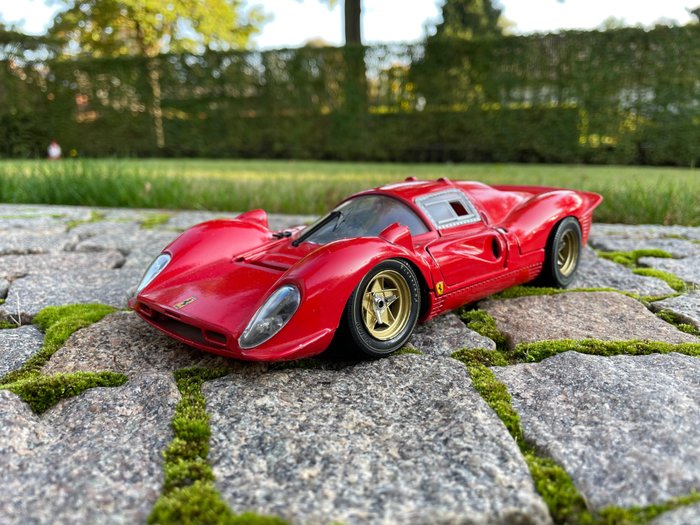 Official Ferrari Licensed Joueff Evolution - 1:18 - Ferrari 330 P4 - VERY RARE! SOLD OUT FOR 20 YEARS