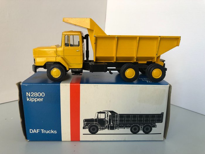 Lion Toys - 1:50 - Daf N2800 Torpedo Kipper Truck