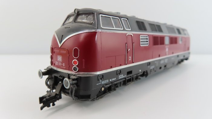 Fleischmann H0 - 4235 - Diesel-hydraulic locomotive - BR 221 - DB