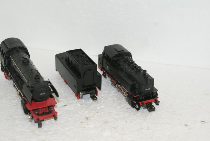 Märklin H0 - 3097/3031 - Steam locomotive with tender, Tender locomotive - BR 23 and BR 81 - DB