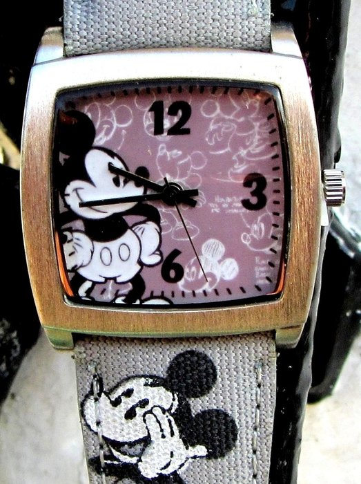 Mickey Mouse - 36mm Unisex Monochrome Qtz Sport Watch - Webbing Band - NOS / US import