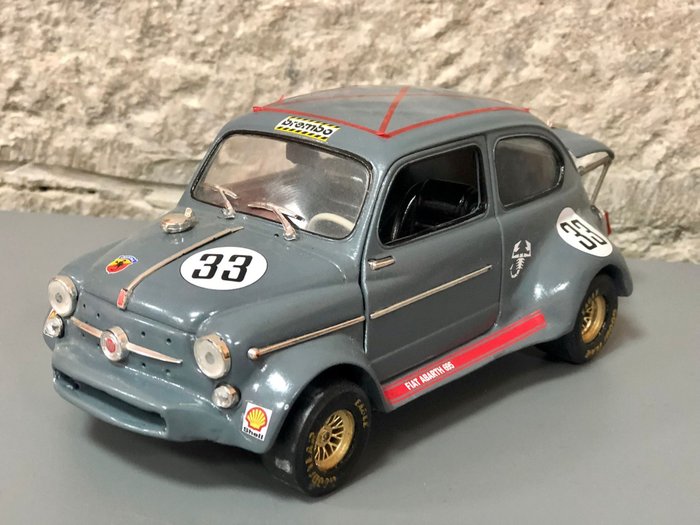 Solido - 1:18 - Fiat 600  # 33 Abarth 1960