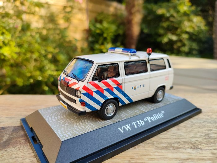 Premium Classixxs - 1:43 - Volkswagen T3b,Nederlandse Politie - limited edition!