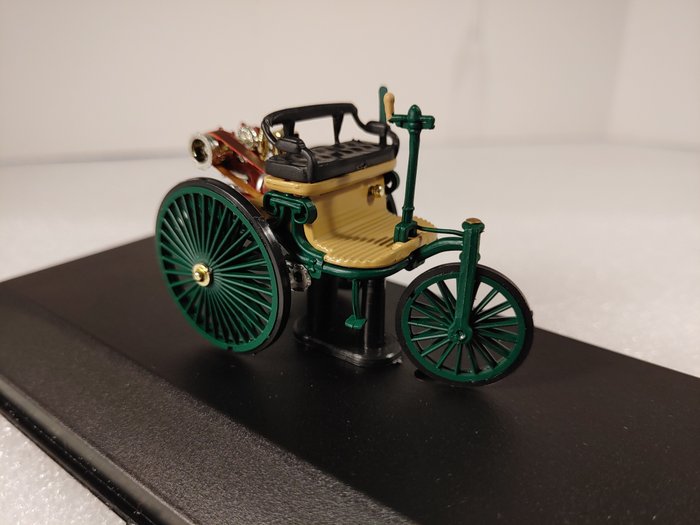 Accurate Scale Models - 1:43 - Benz Patent Motor-Wagen 1886