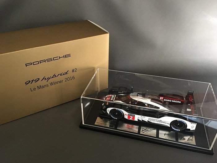 Spark - 1:18 - Porsche 919 Hybrid - HY n ° 2 LMP1 Winner Le Mans 2016