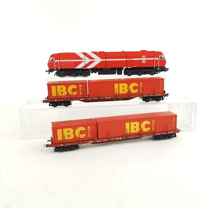 Lima H0 - L149943 - Train set - Diesel locomotive MaK 1024 with two stake cars - HGK Shortlines