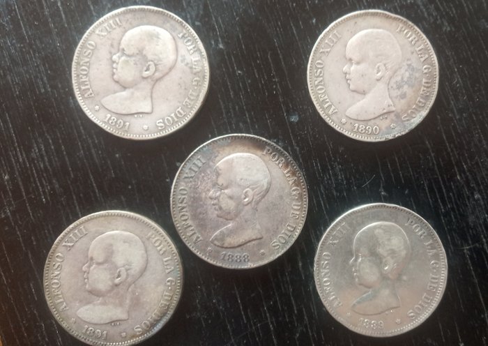 Spain. Alfonso XIII (1886-1931). ,lote de 5 monedas de 5 pesetas de plata(varios años)