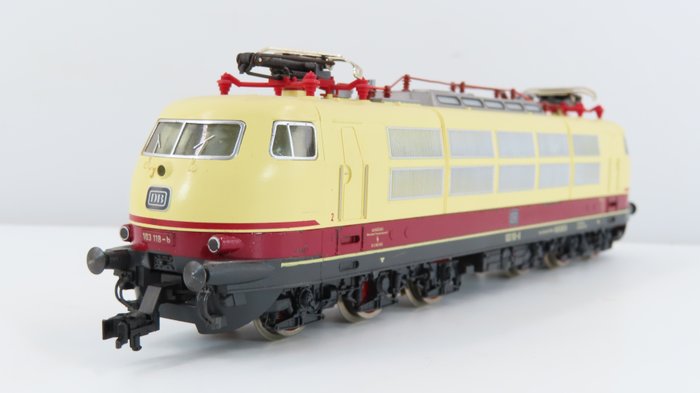 Fleischmann H0 - 4375 - Electric locomotive - BR 103 in 'TEE' livery - DB