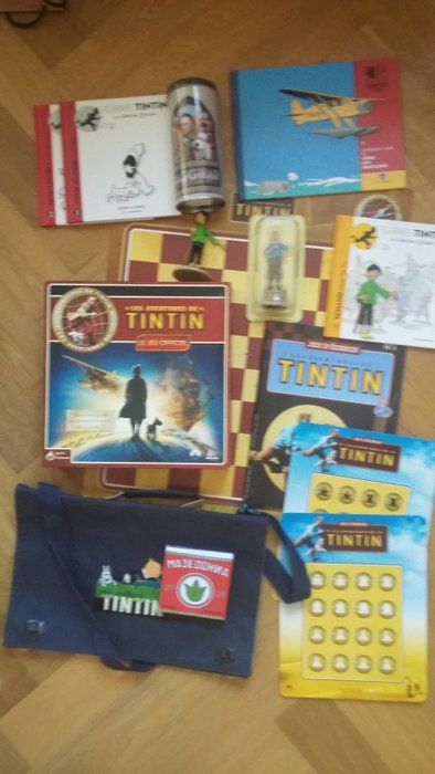 Tintin - Ensemble de jeux/magazine/objets autour de Tintin - (années 2000)