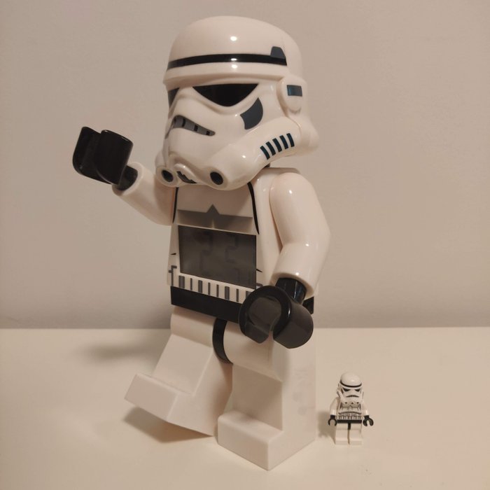 LEGO - Star Wars - Stormtrooper - Big Alarm clock / CoinsTree