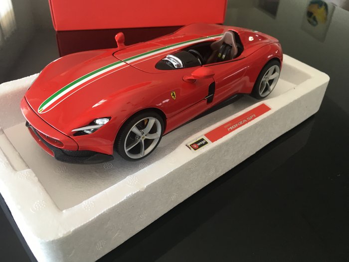 Bburago - 1:18 - Ferrari Monza SP1