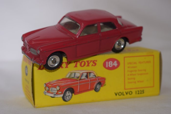 Dinky Toys - 1:43 - Volvo 122S Amazon nr. 184