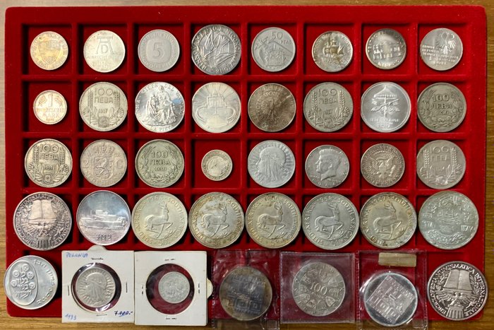 World. Lot of 39 coins and medals 1932/1976