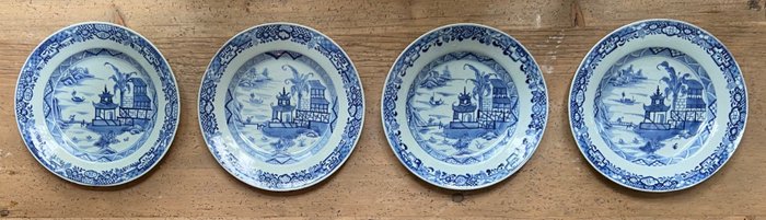 Plates (4) - Blue and white - Porcelain - China - Qianlong (1736-1795)