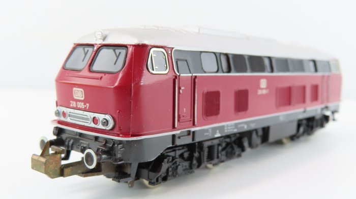 Trix Express H0 - 53 2259 00 - Diesellocomotief - BR 217 - DB