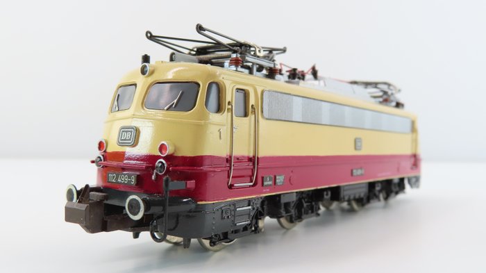Trix Express H0 - 52 2648 00 - Elektrische locomotief - BR112 in TEE Kleurstelling - DB