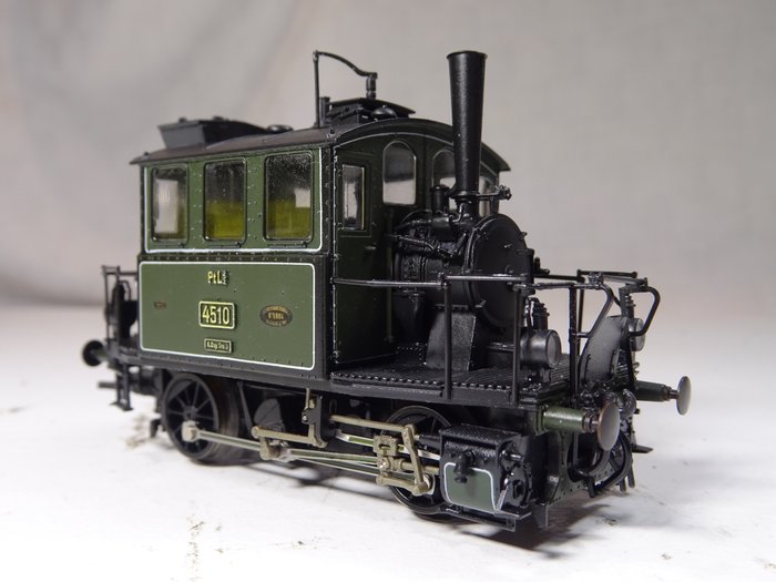Roco H0 - 43256 - Steam locomotive - "Glass box" PtL 2/2 - K.Bay.Sts.B