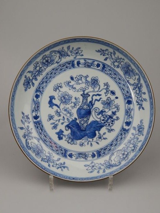 Dish - Porcelain - China - Yongzheng (1723-1735)