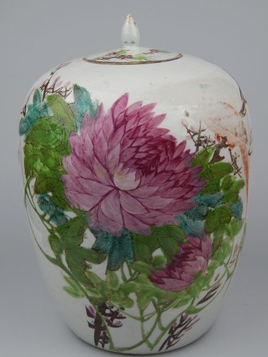 lidded jar - Porcelain - China - 19th century