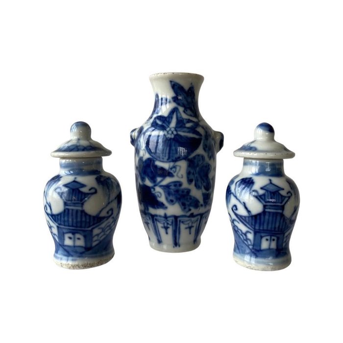 Vases (3) - Porcelain - China - 19th century