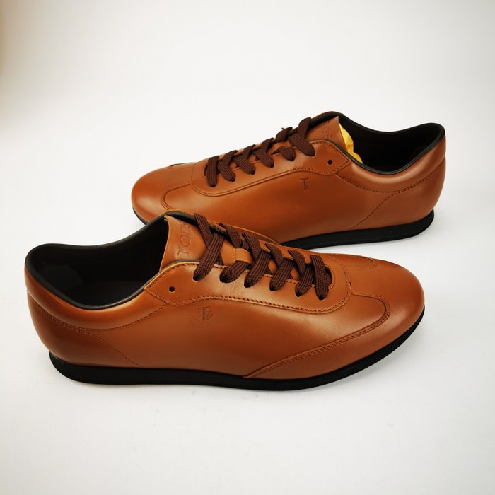 Tod's - Allaciato Formale Sportivo - Sneakers - Maat: Schoenen / EU 41,5