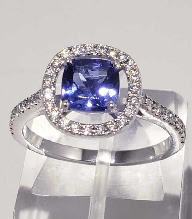 Preview of the first image of 18 kt. White gold - Ring - 1.50 ct Tanzanite - Diamonds.