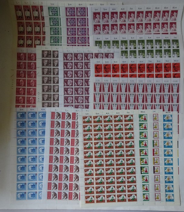 Berlin 1959/1965 - MNH stamp sheets, not bent - MI.-Nr. 188-217 ohne Freimarken+266-269