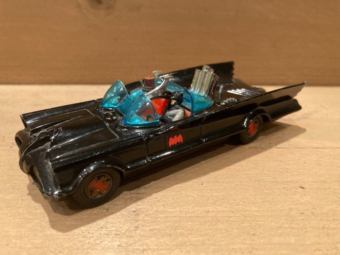 Corgi - 1:43 - 267 Batmobile - 1966
