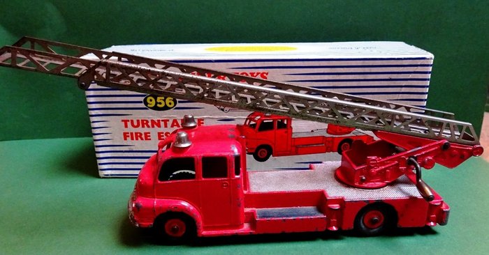 Dinky Toys - 1:43 - 956 Turntable Fire Escape