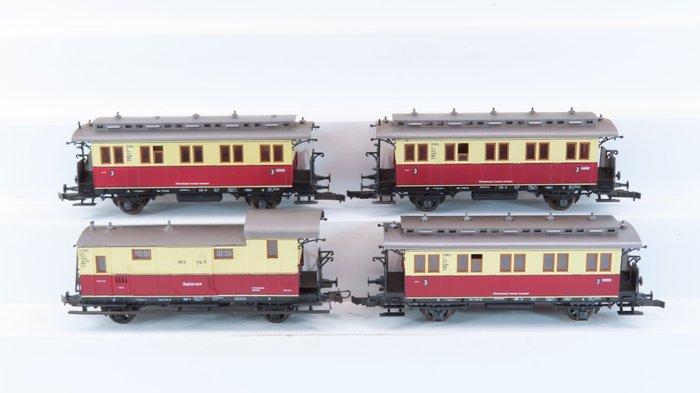 Roco H0 - 4212/4213 - Passenger carriage - 4 carriages 3rd class of which a baggage carriage cream/red - K.W.St.E.
