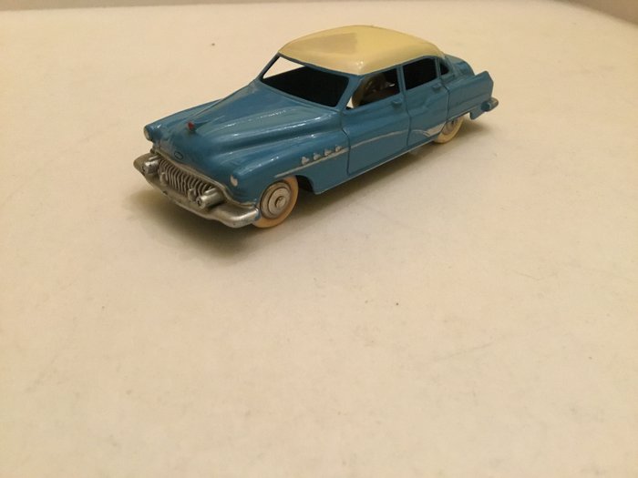 Dinky Toys - 1:43 - 24V Buick Roadmaster