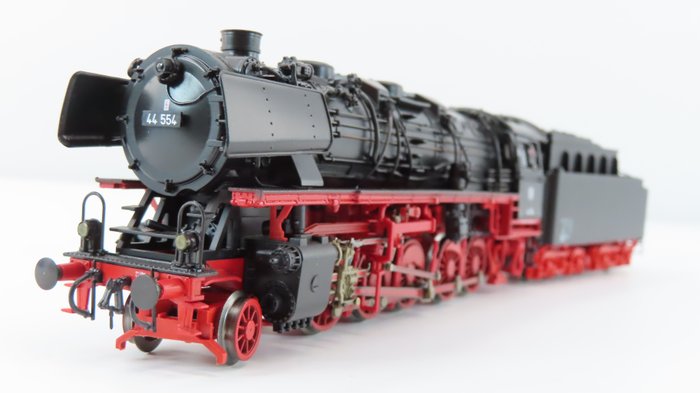 Roco H0 - 63243 - Steam locomotive with tender - BR 44 - DB