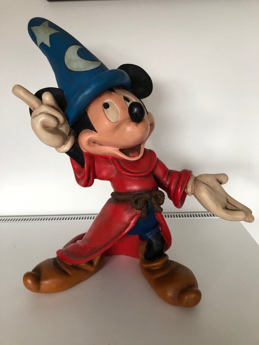 Mickey Mouse - Beeld - Fantasia - Hoogte: 54 cm.