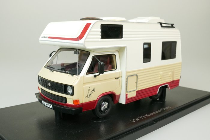 AutoCult - 1:43 - VW Volkswagen T3 Karmann Gipsy camper - 1983 - white - 1 of 333 pieces