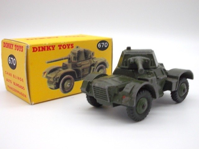Dinky Toys - 1:43 - Armoured Car - 670