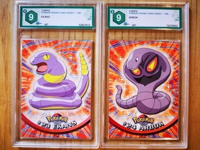 The Pokémon Company - Pokémon - Graded Card ✰Ekans & Arbok✰ TOPPS Pokemon Trading Cards Series 1 ✰ 9 GRAAD (Equivalente PSA) - 1999