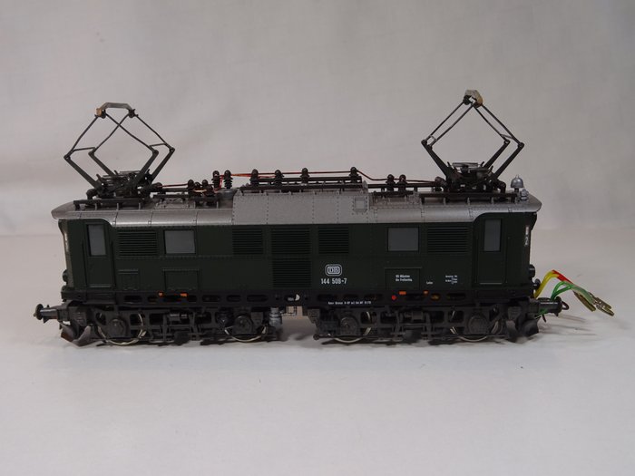 Roco H0 - 4130 - Electric locomotive - BR 144 runs on overhead lines - DB