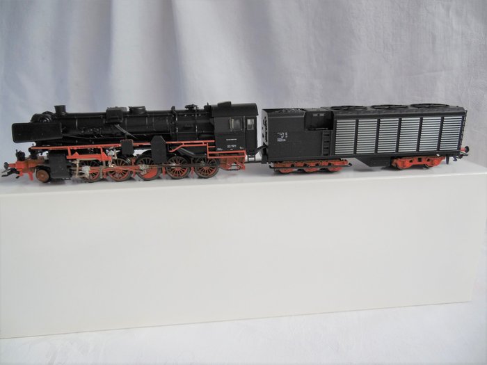 Märklin H0 - 34171 - Steam locomotive with tender - BR 52K - DB