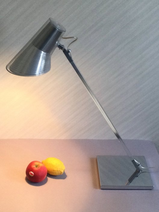 Flos - Antonio Citterio - Table lamp - Kelvin T - Aluminium