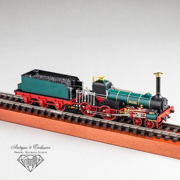Trix H0 - 22519 - Dampflokomotive mit Tender - "Drache" - Henschel & Sohn