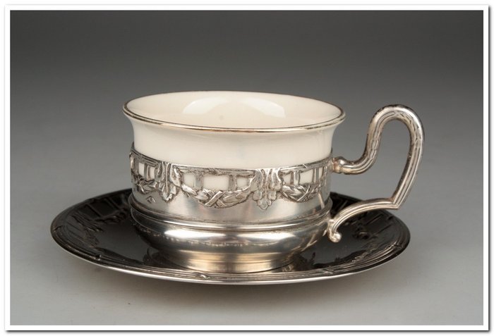 Silver cup - .800 silver - ARGENTERIA VARALDA ETTORE di VARALDA ACHILLE - Italy - Mid 20th century