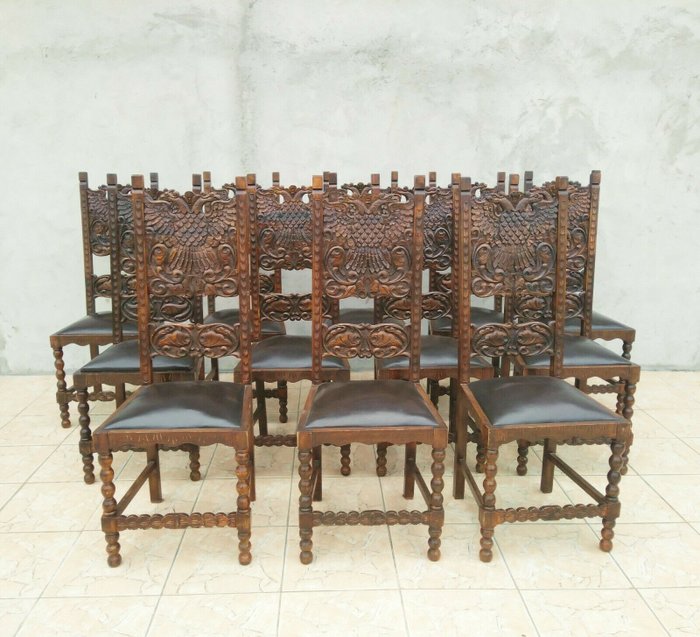 12 stoelen - Renaissancestijl - Hout - 20e eeuw